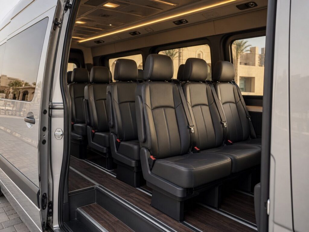 Interior right — Mercedes-Benz Sprinter