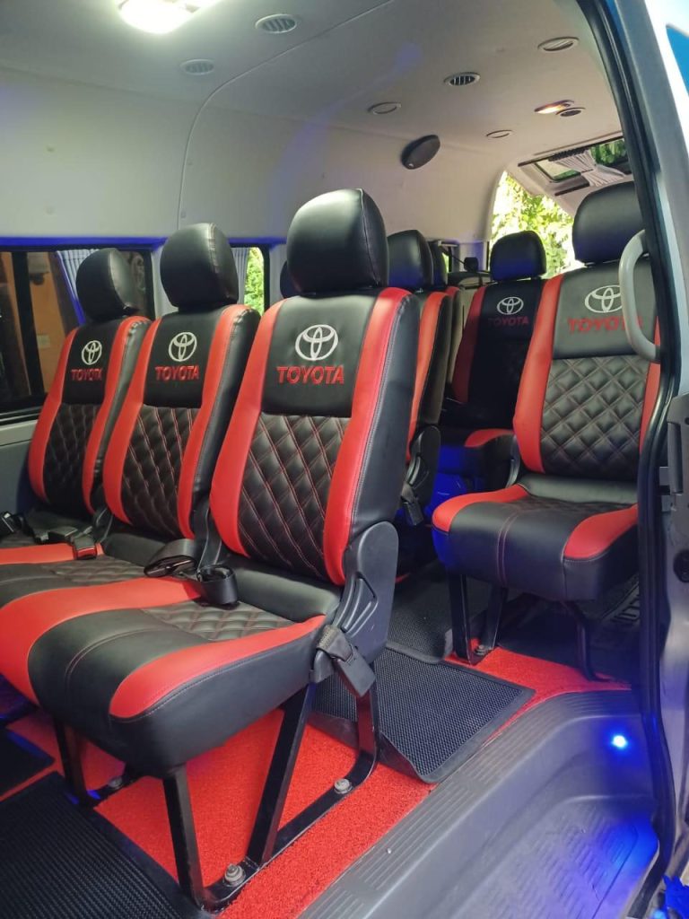 Passenger cabin — Toyota Kdh hiace