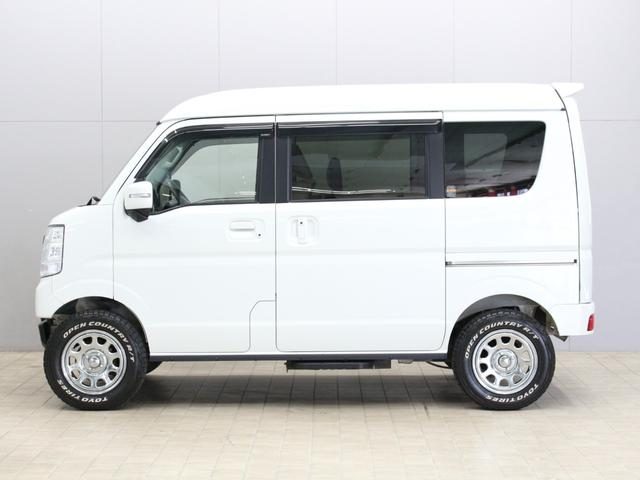Left side — Suzuki Every