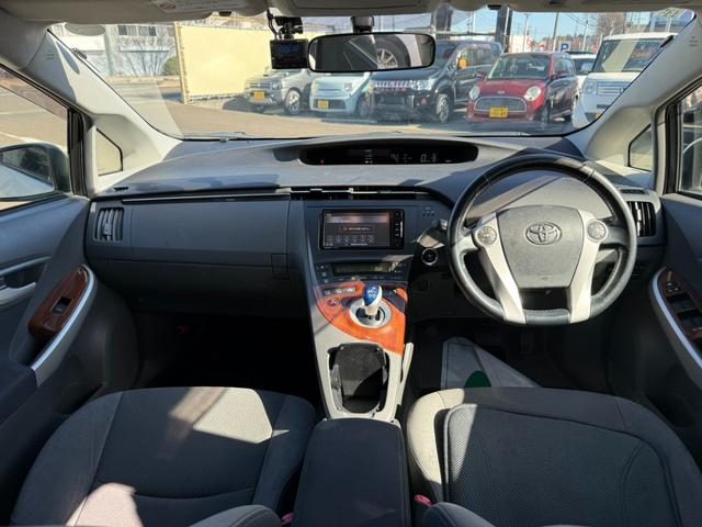 Dashboard — Toyota KDH