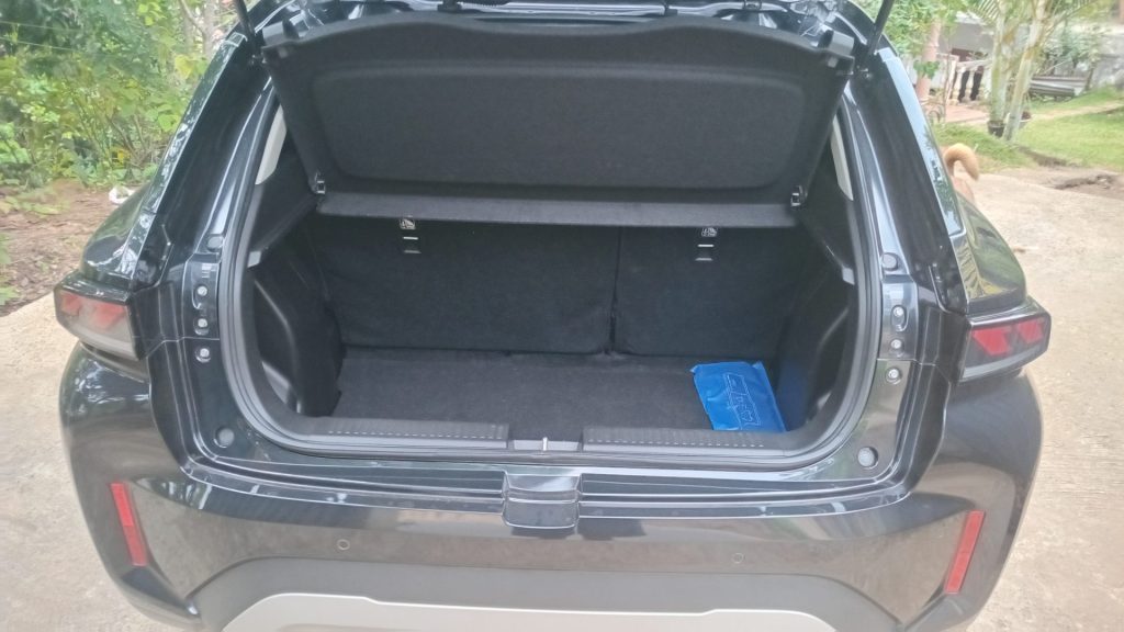 Boot / luggage area — Suzuki Fronx