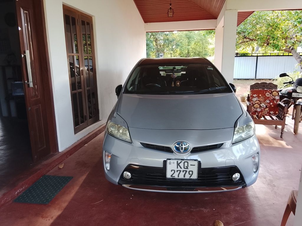 Front — Toyota Prius