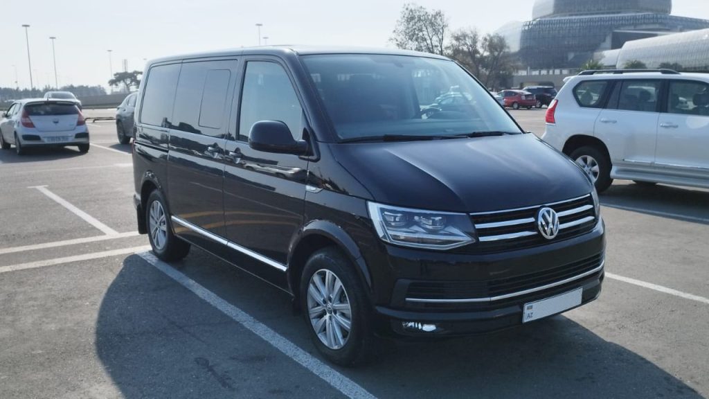 Right side — Volkswagen Multivan