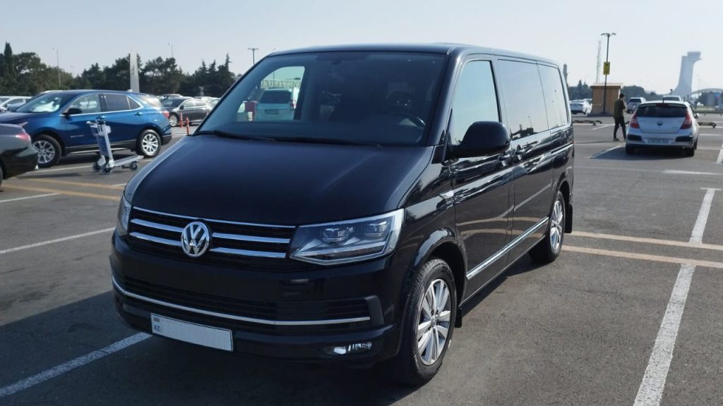 Left side — Volkswagen Multivan