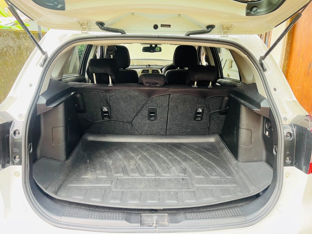 Boot / luggage area — Suzuki S cross