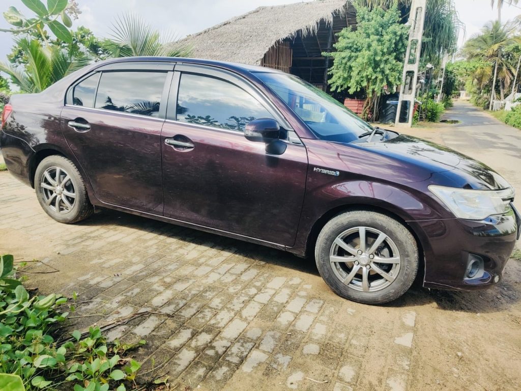 Right side — Toyota Axio