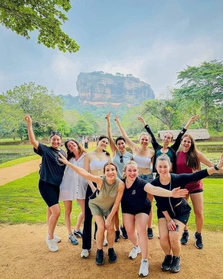 Ceylon Tour & Travels service gallery image 7