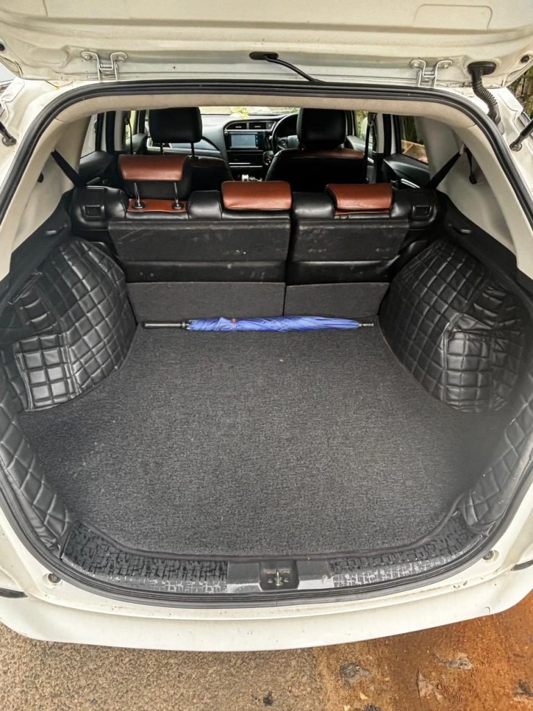 Rear — Honda Fit shuttle