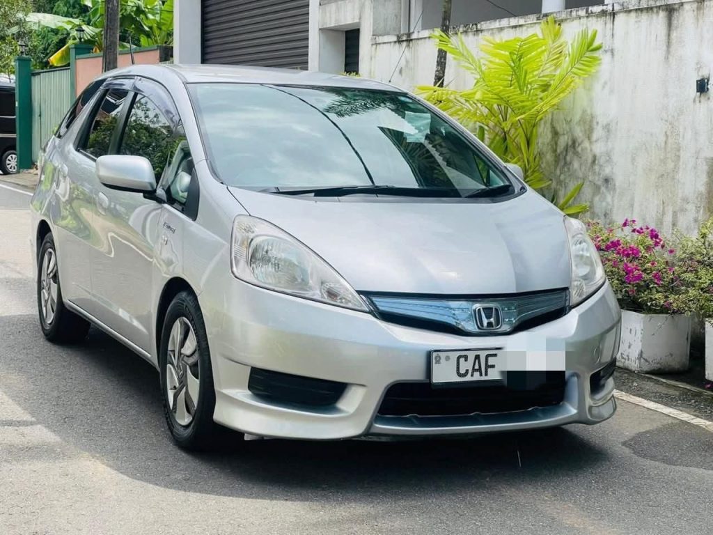 Front — Honda Prius