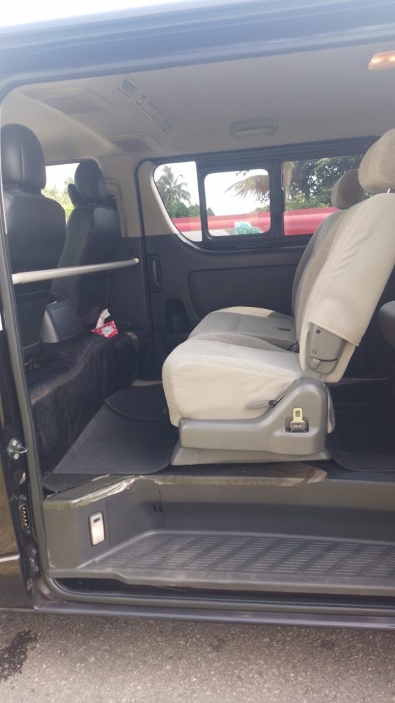 Toyota KDH Hiace Van photo 4
