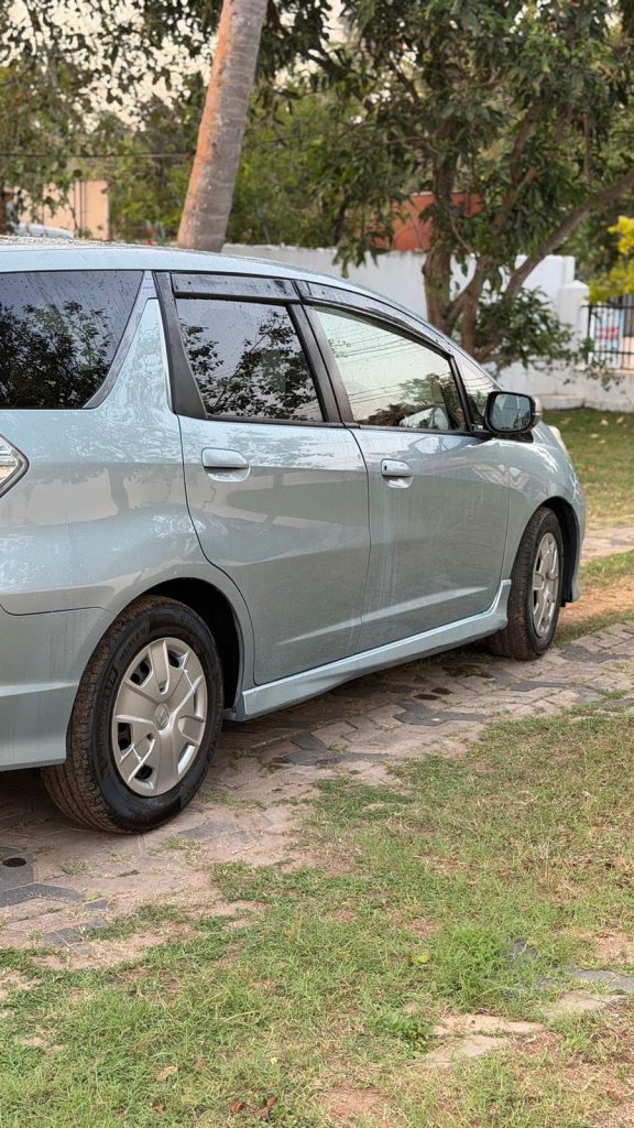 Right side — Honda fid shuttle Shuttle gp2