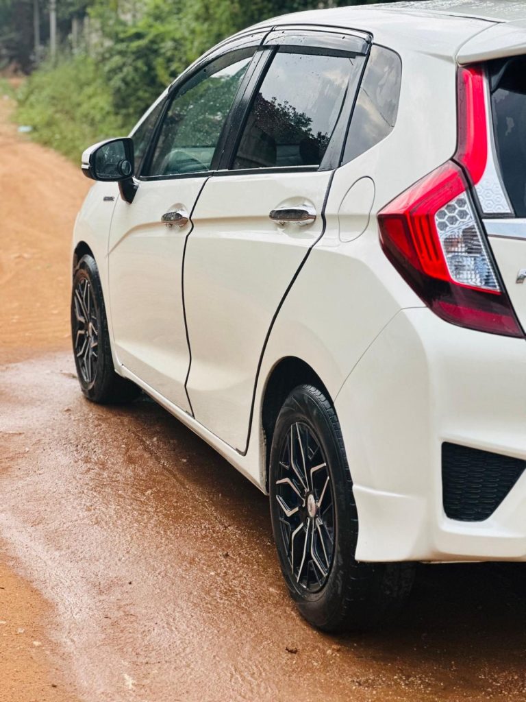Left side — Honda FIT