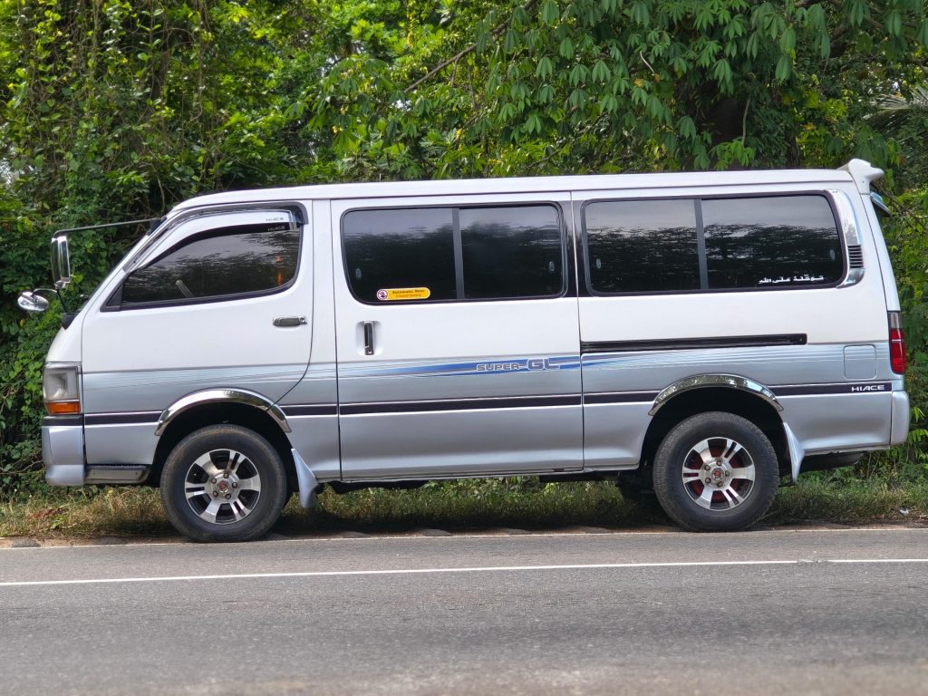 Left side — Toyota Dolpin