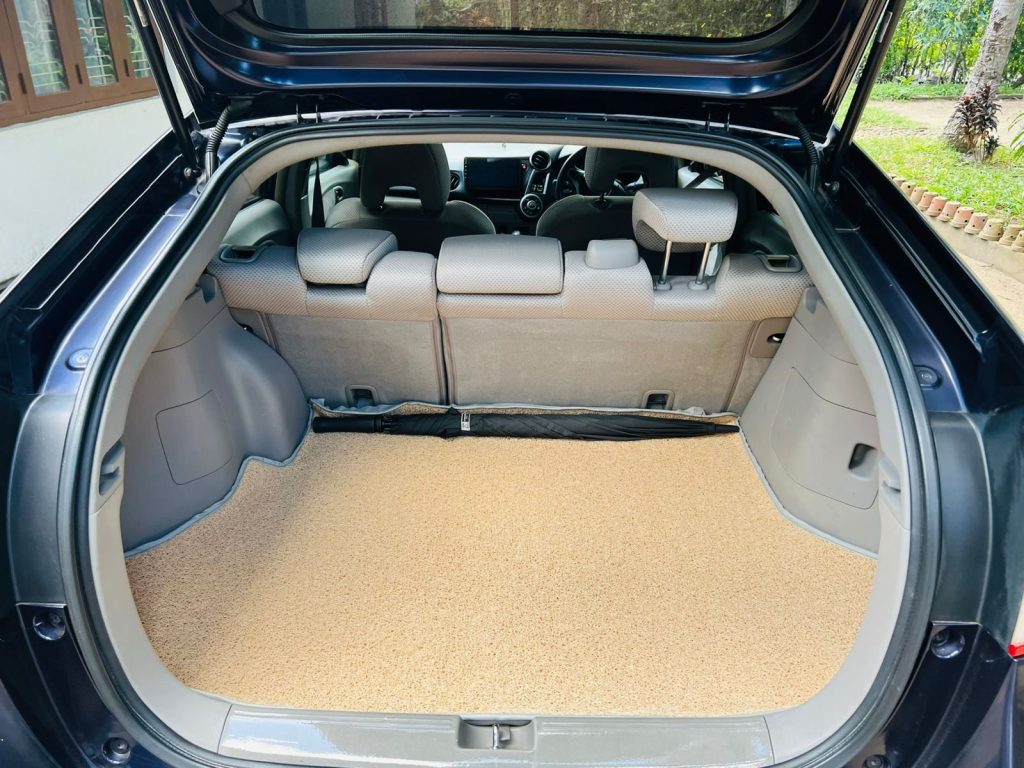 Passenger cabin — Honda Insight