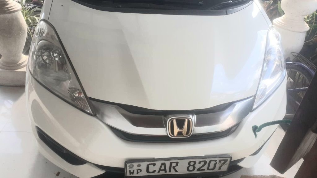 Front — Honda Fit