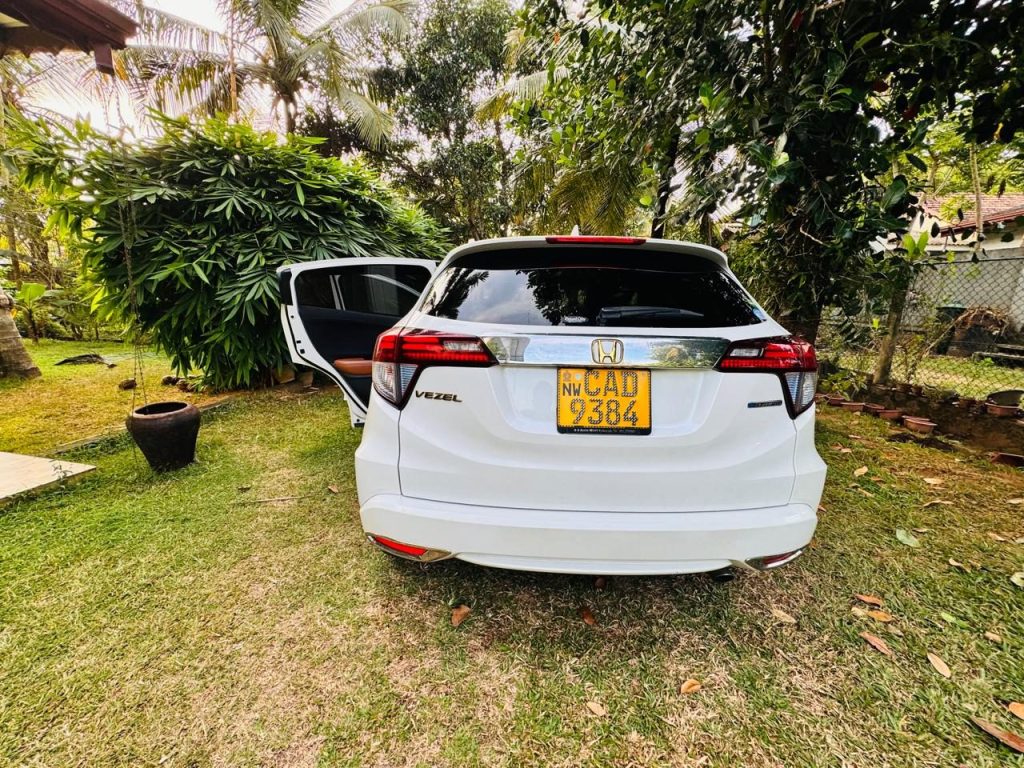 Rear — Honda Vezel