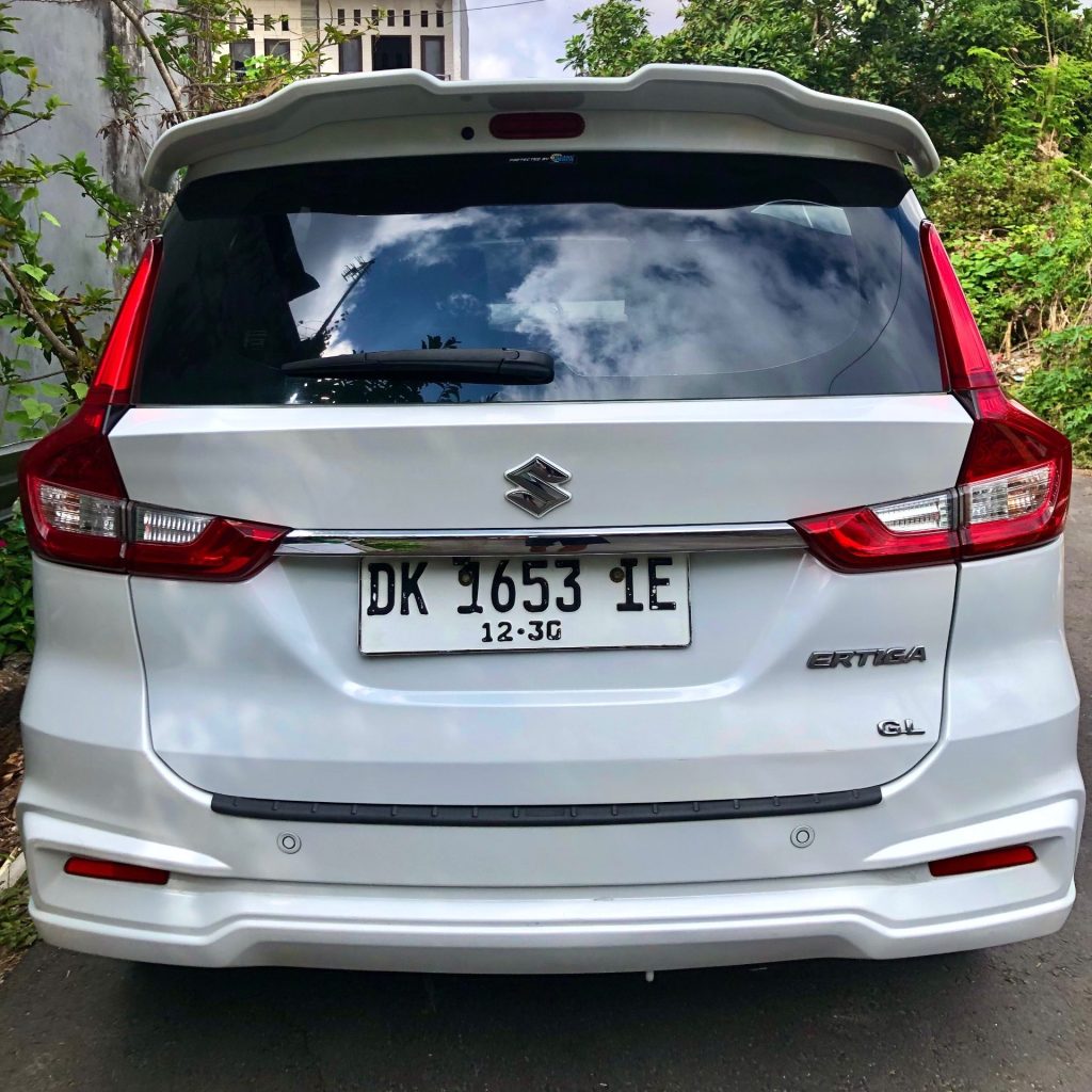 Rear — Car 7 S