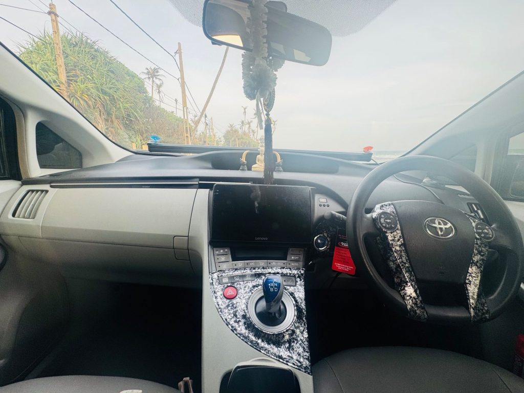 Dashboard — Toyota Prius