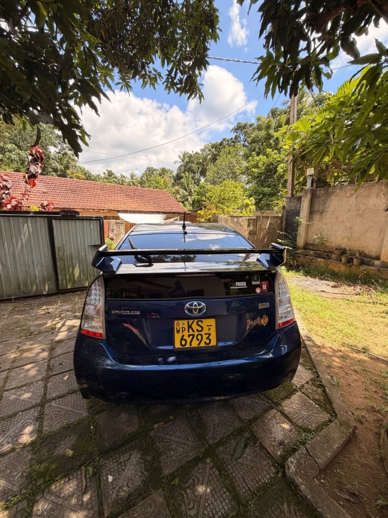 Dashboard — Toyota Prius Prius