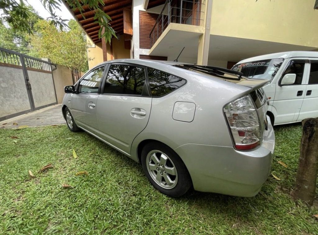 Left side — Toyota Prius