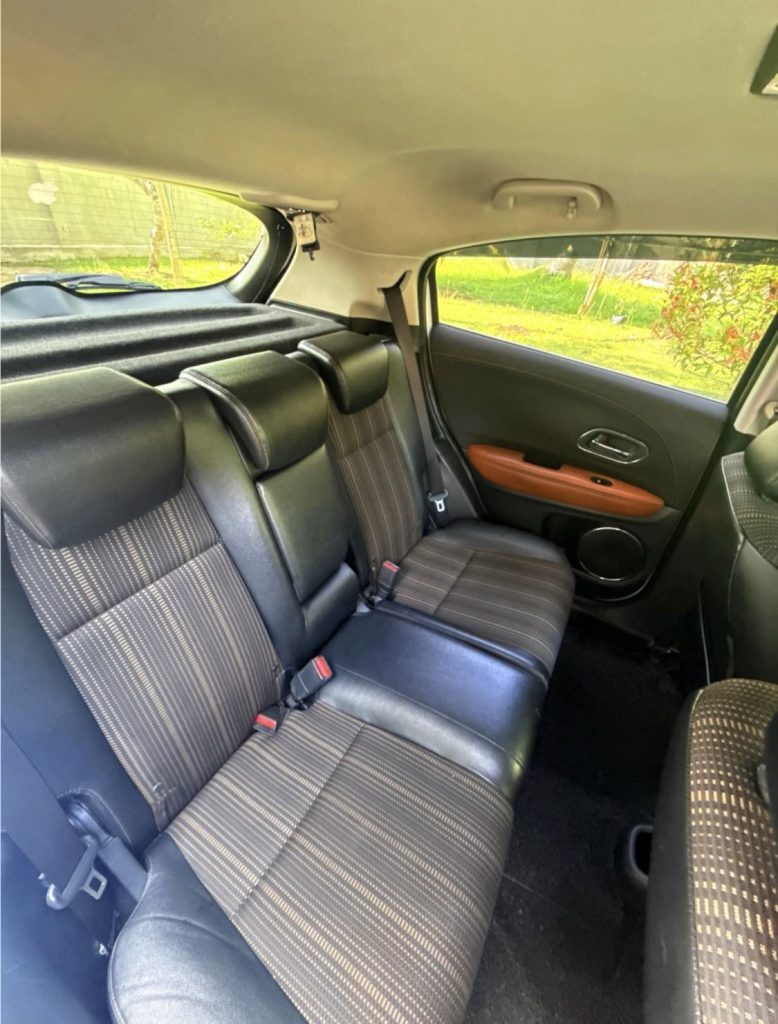 Interior right — Honda Vezel
