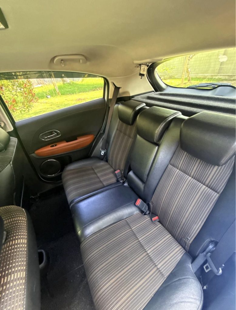 Interior left — Honda Vezel