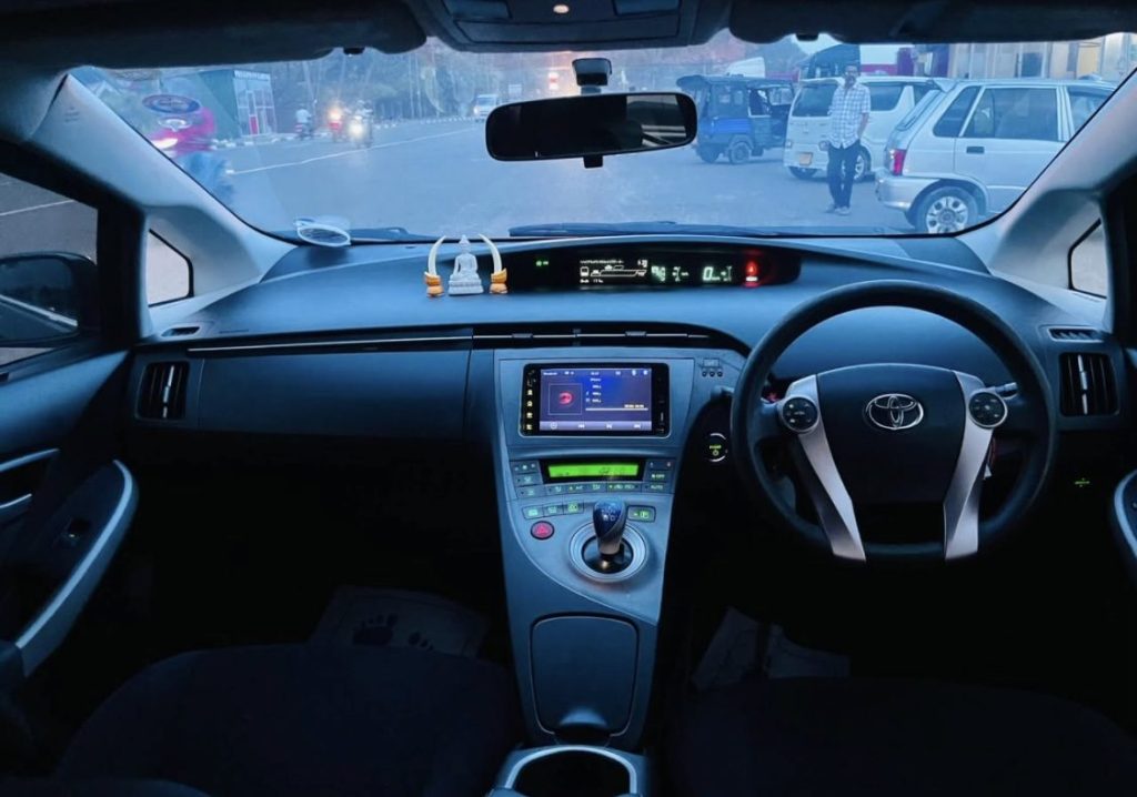 Dashboard — Toyota Prius