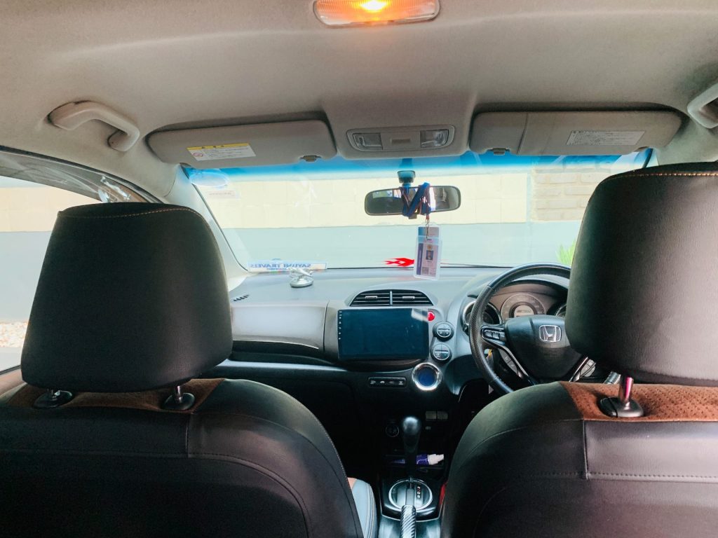 Honda Fit shuttle photo 8
