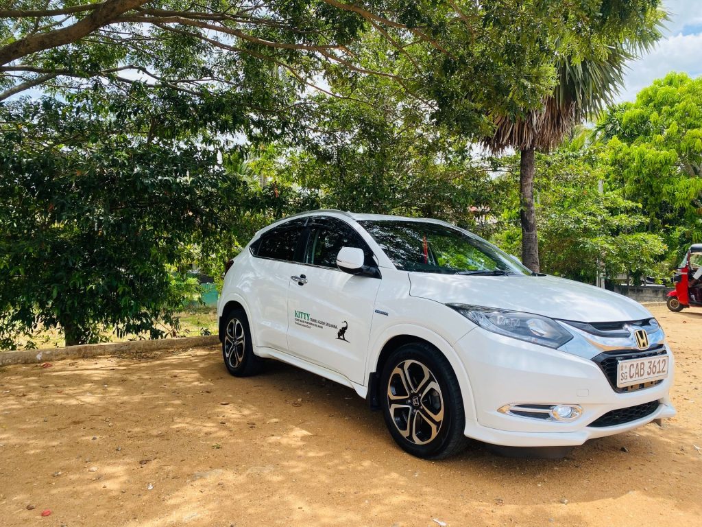 Right side — Honda Vezel