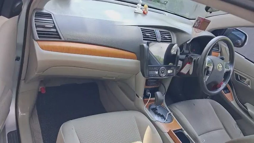 Dashboard — Toyota Premio