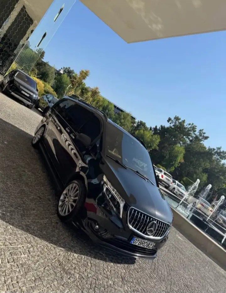 Boot / luggage area — Mercedes-Benz Vito