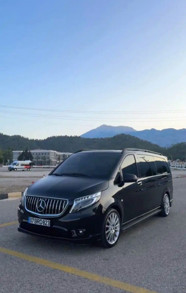 Rear — Mercedes-Benz Vito