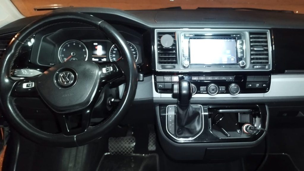 Dashboard — Volkswagen Multivan