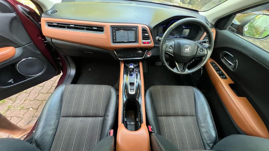 Dashboard — Honda Vezel