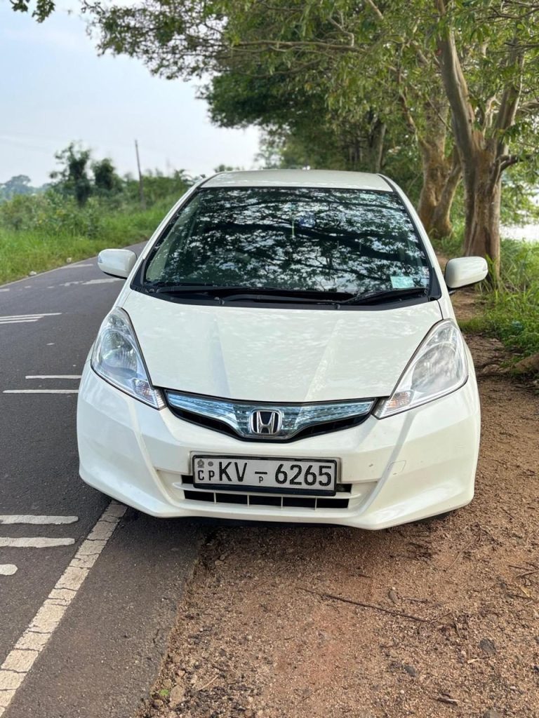 Front — Honda Fit