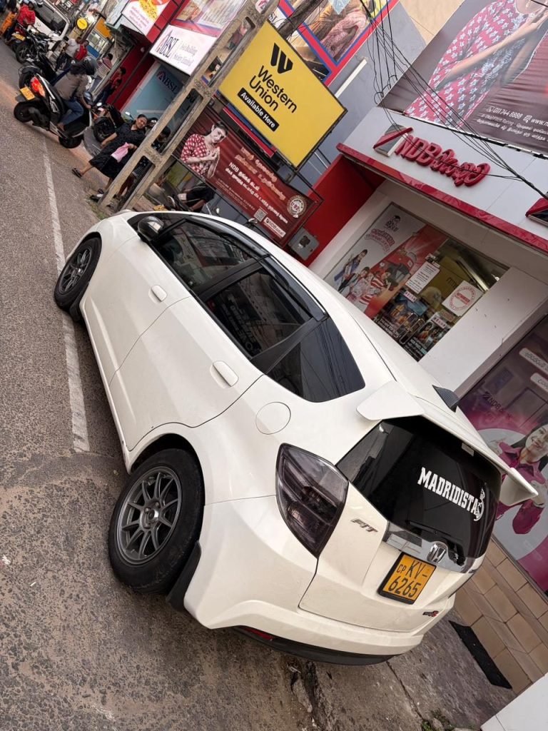 Left side — Honda Fit