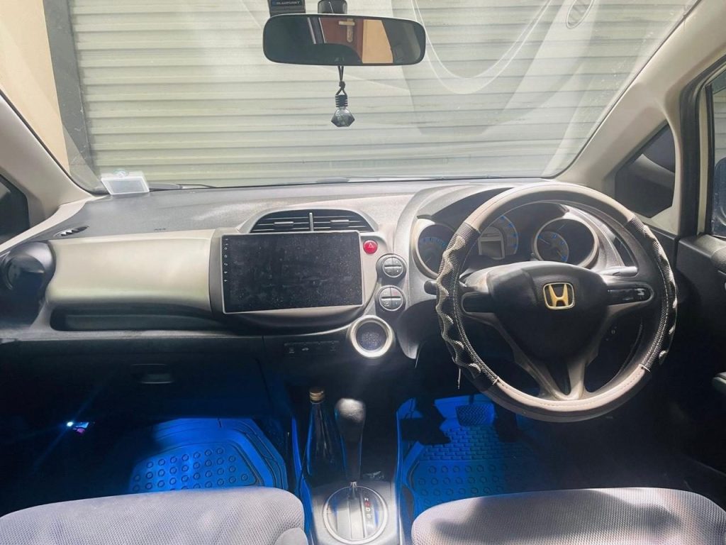 Dashboard — Honda Fit