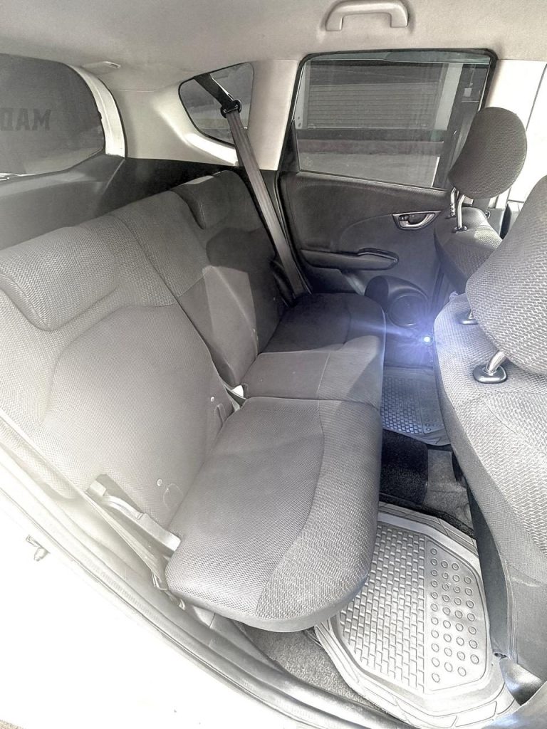 Interior left — Honda Fit