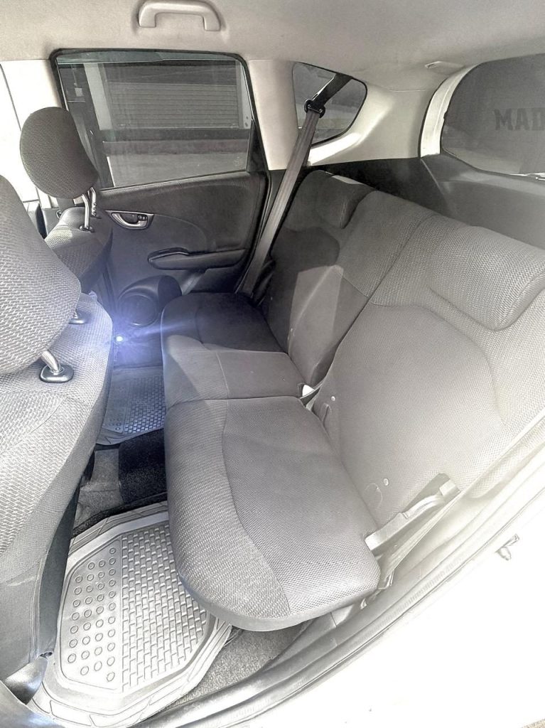 Interior right — Honda Fit