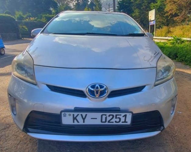 Front — Toyota Prius