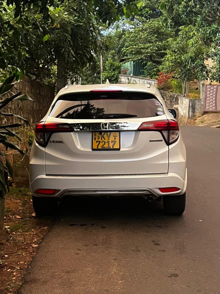 Honda Vezel photo 5