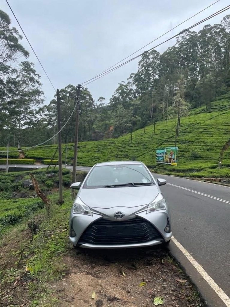 Front — Toyota vitz