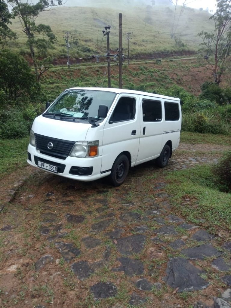 Nissan E35 photo 1