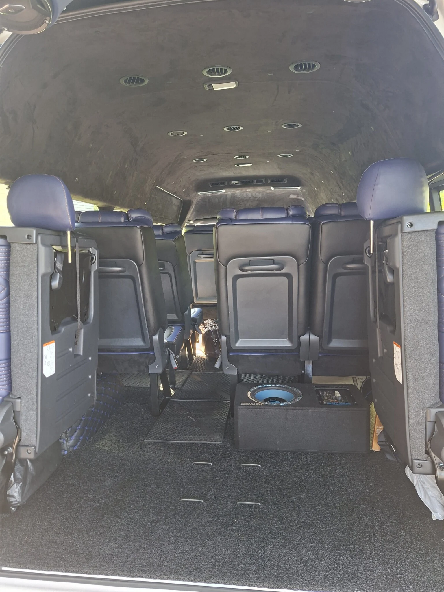 Boot / luggage area — TOYOTA KDH VIP Highroof