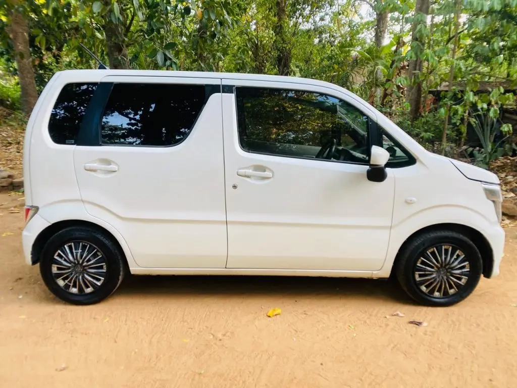 Right side — Suzuki Wagon R Fx