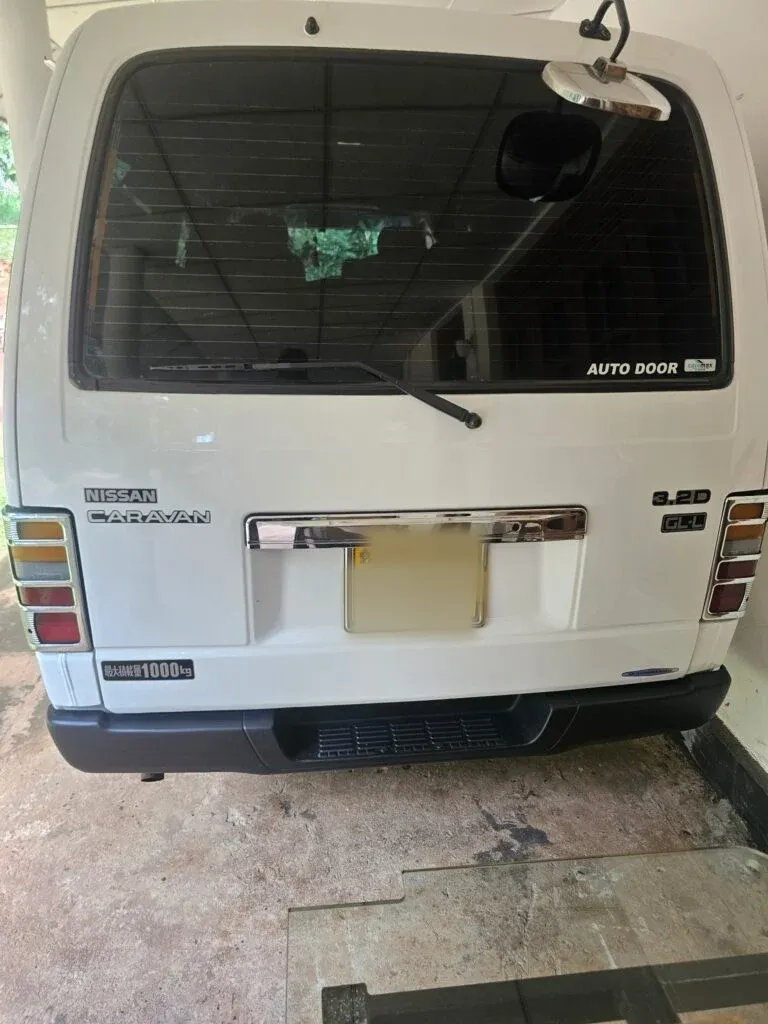 Rear — Nissan caravan Qd 32