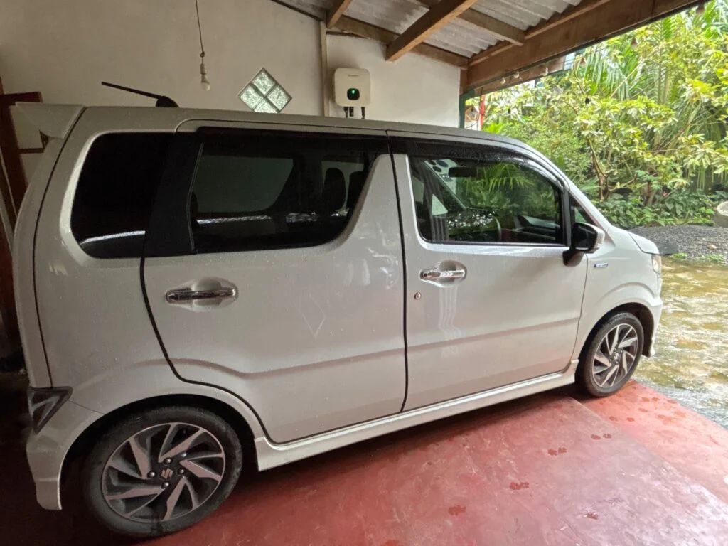 Right side — Suzuki MH95S