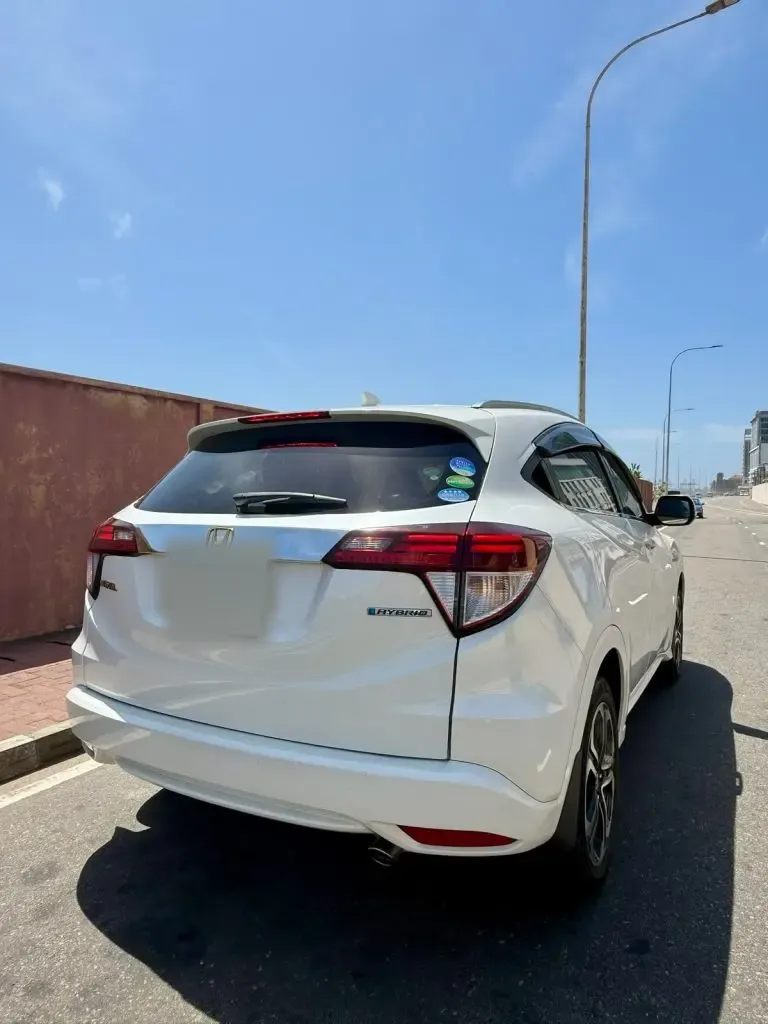 Rear — honda vezel 2017