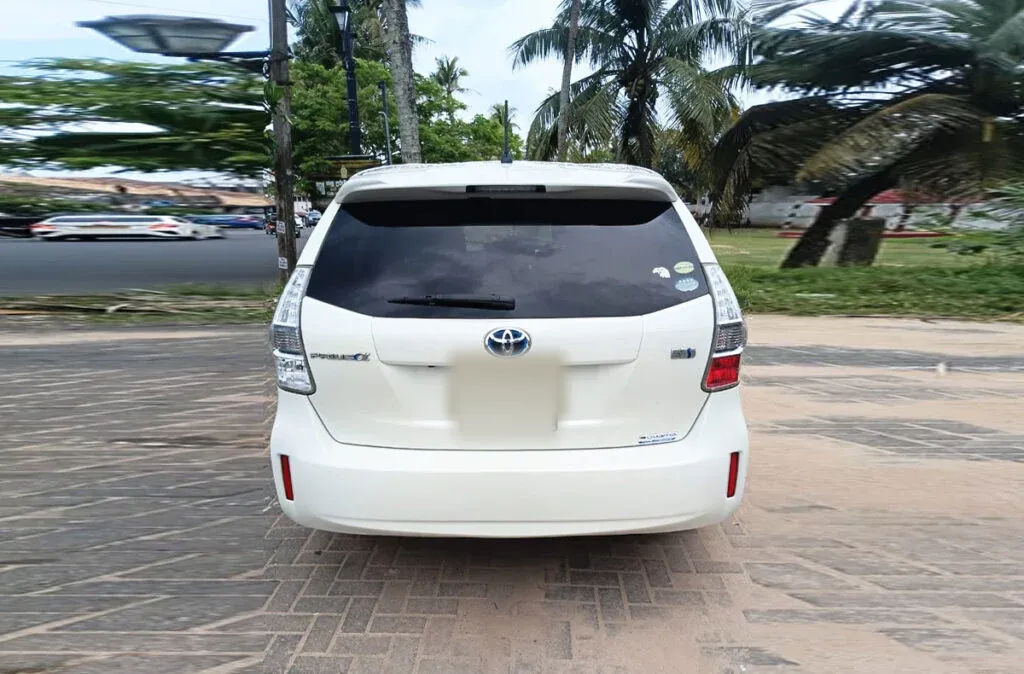 Rear — Toyota Prius Alpha
