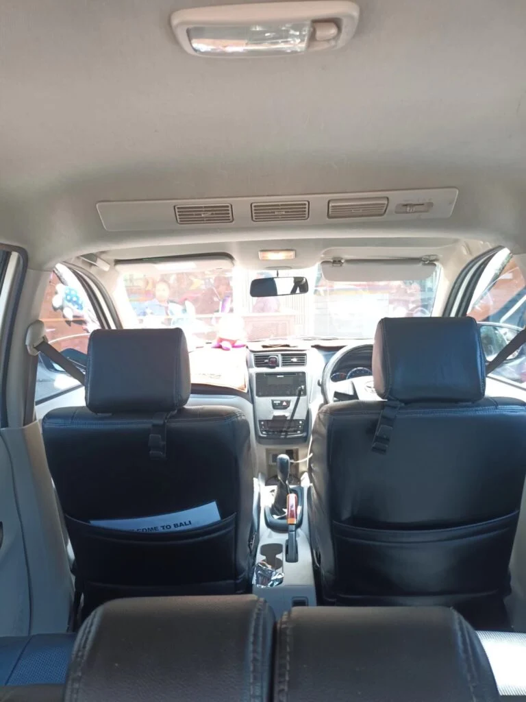 Toyota avanza photo 5
